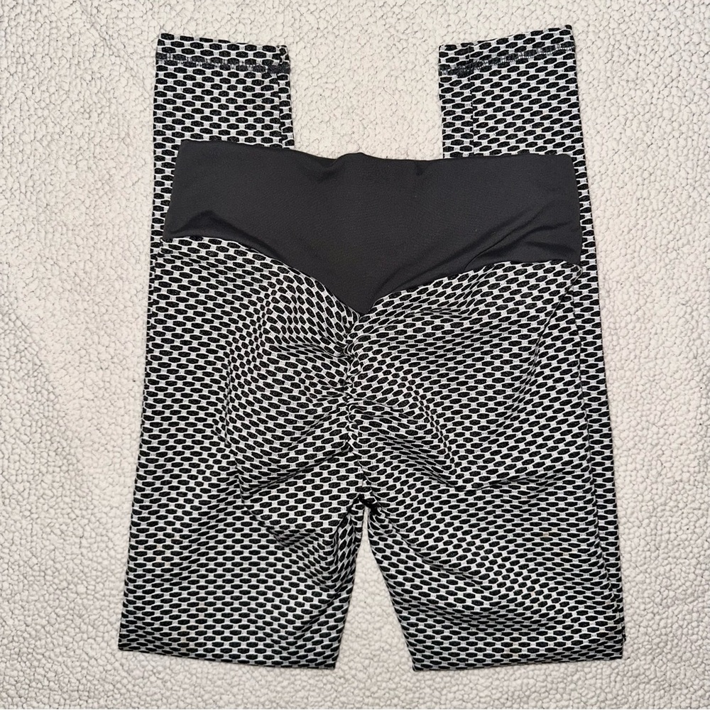 TikTok Scrunch Leggings